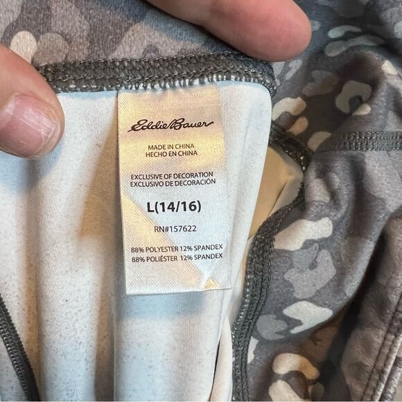 Eddie Bauer Leopard Printed Grey Leggings size Large (14/16) - Picture 6 of 7